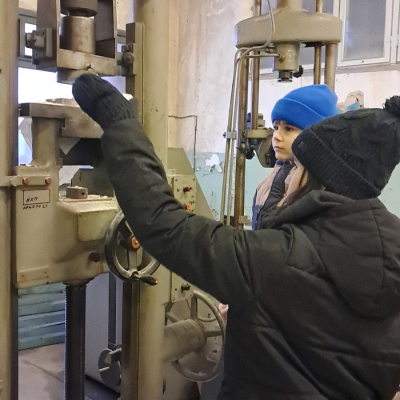 Лабораторія не знає канікул