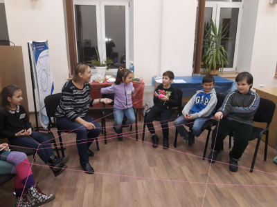 Юні науковці продовжують знайомство зі світом науки