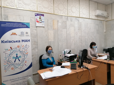 Постерний захист в секції української літератури
