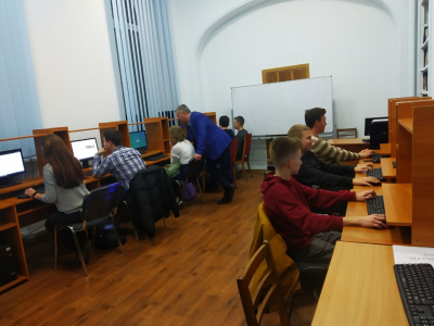 Технологія «Клієнт – сервер» для київських МАНівців