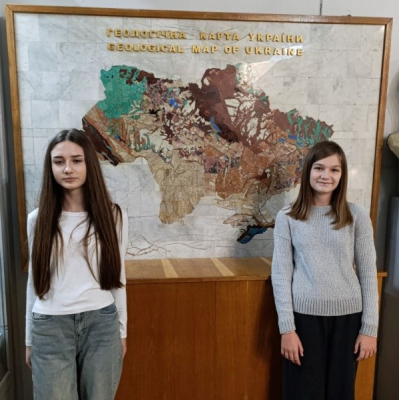 ЗРАЗКИ ЗОЛОТА В НАЦІОНАЛЬНОМУ НАУКОВО-ПРИРОДНИЧОМУ МУЗЕЇ НАН УКРАЇНИ