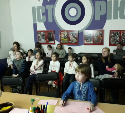 Юні економісти вивчали Нью-Йорк у «Національному музеї історії України у Другій світовій війні. Меморіальний комплекс»